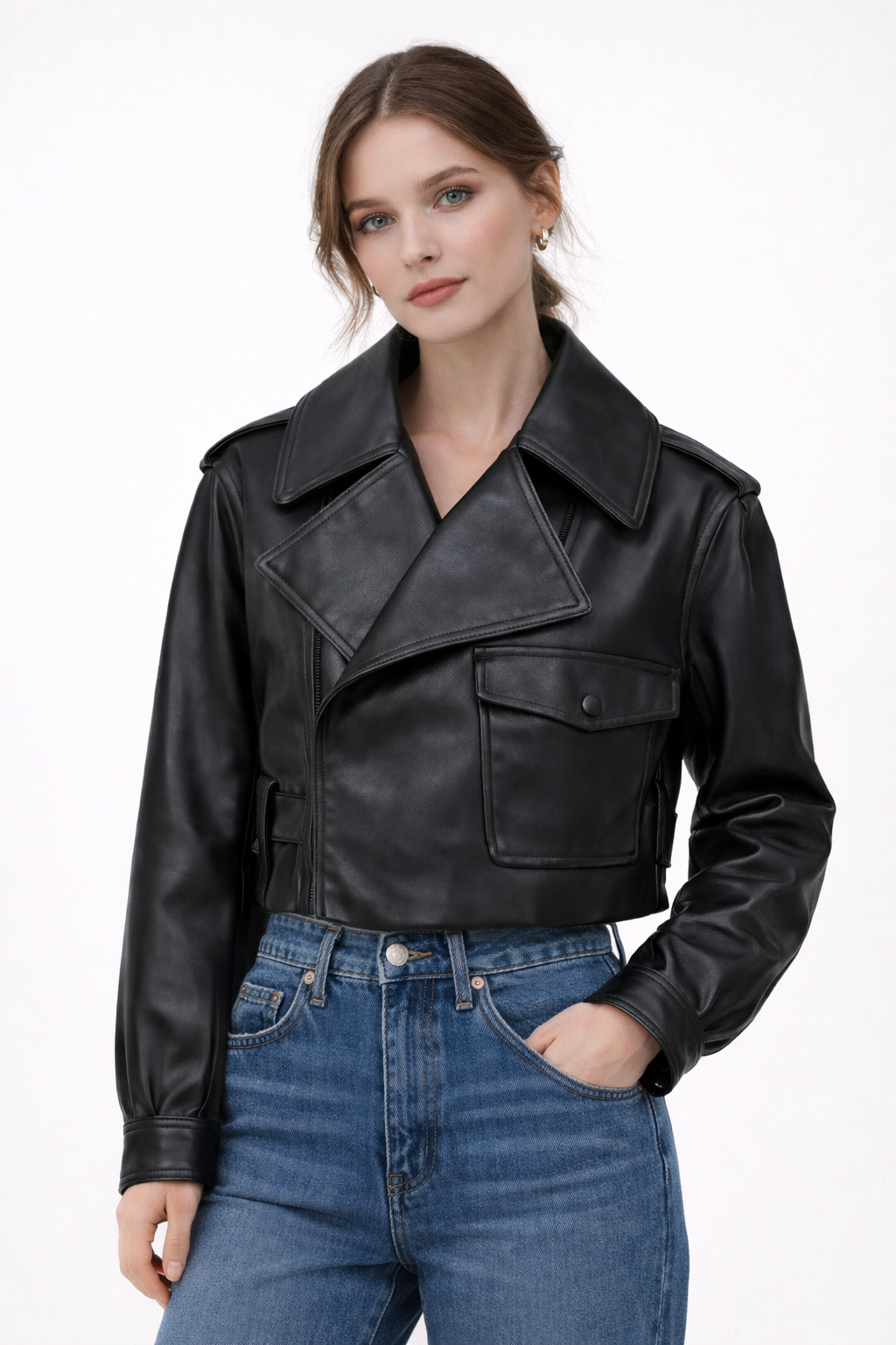 Giacca in Tessuto Liscio con Revers Amplo Taglio Corto per Mezza Stagione Elegante Linea Pulita